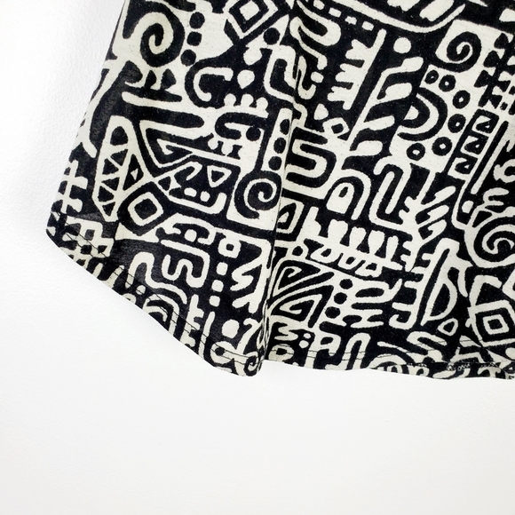 Forever 21 Womens Aztec Tank Top Cropped Black White Juniors Size Medium M Y2K - Picture 6 of 9
